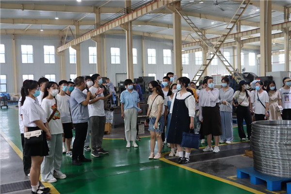 1661062879526451.jpg 聚焦軸承產(chǎn)業(yè)發(fā)展1.jpg